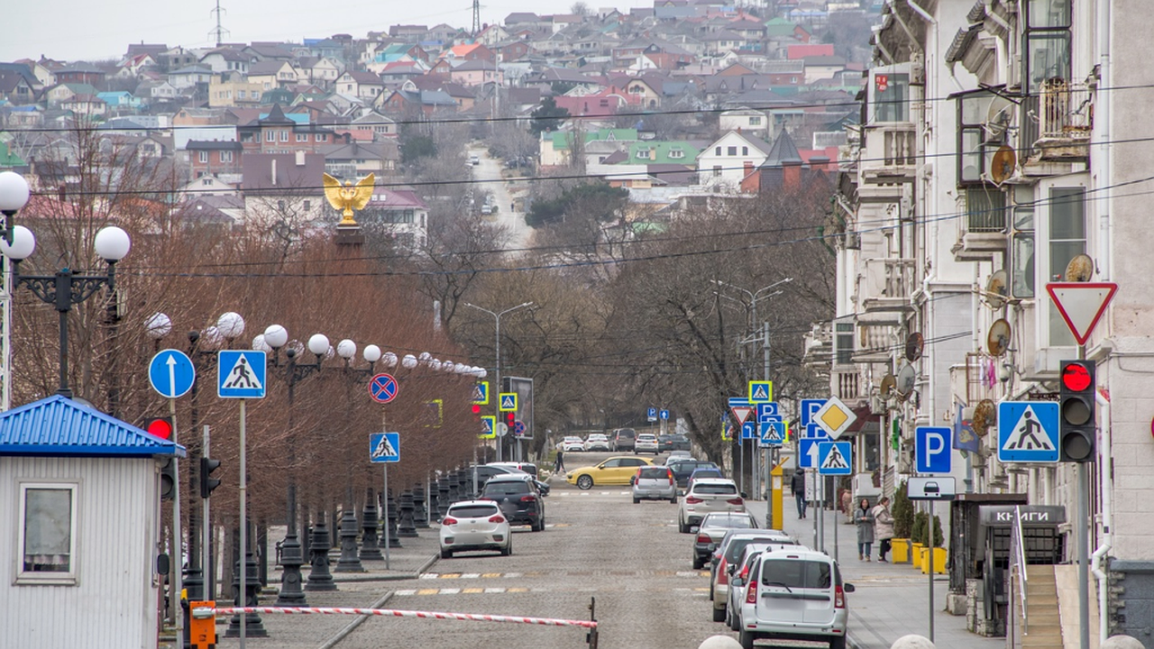 Главная картинка новости: Из-за съемок фильма в Новороссийске перекроют дороги