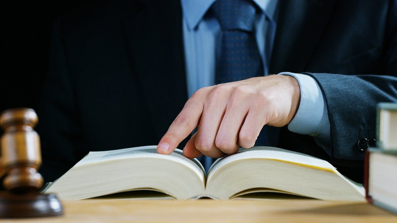 Главная картинка новости: Новые законы ноября: что ждет новороссийцев?