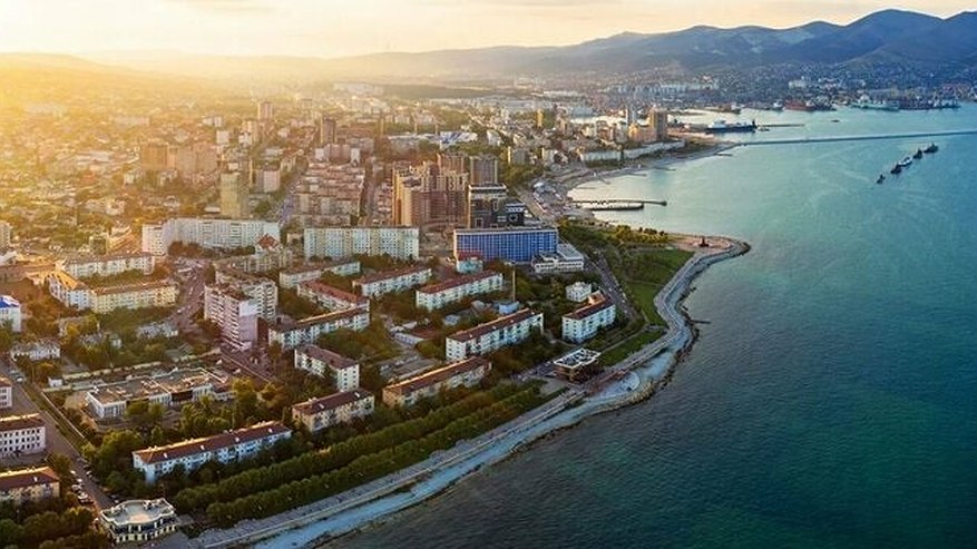 Главная картинка новости: Подробности о атаке безэкипажных катеров, которой подвергся Новороссийск