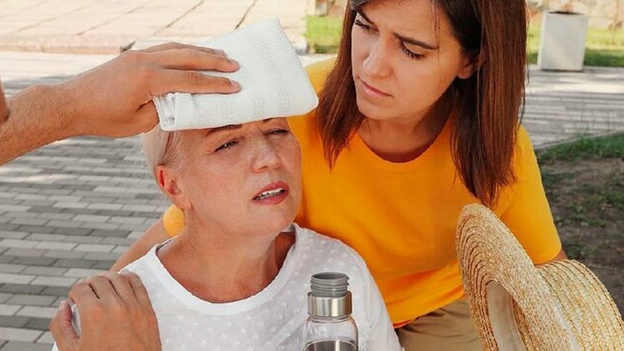 Главная картинка новости: Когда на Черноморском побережье спадет адская жара. Метеорологи дали разъяснение