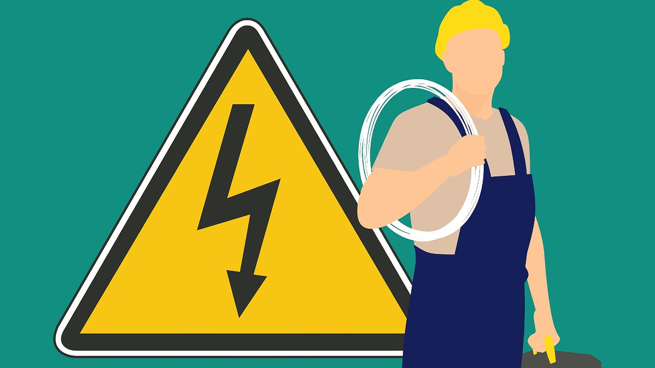 Главная картинка новости: В Новороссийске последствия аварии на электросетях полностью ликвидировали