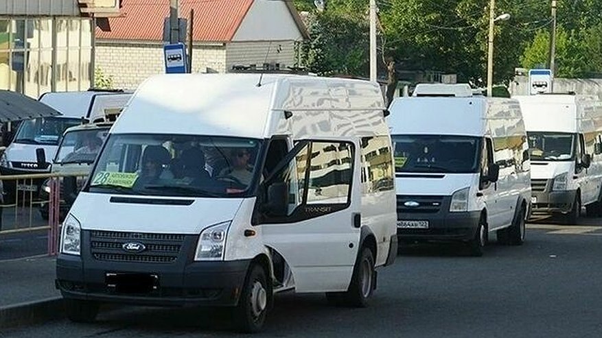 Главная картинка новости: Власти Новороссийска дали ответ на жалобы по работе общественного транспорта