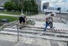 После того, как глава Новороссийска отчитал коммунальщикиов, те взялись за ремонт ступеней на набережной