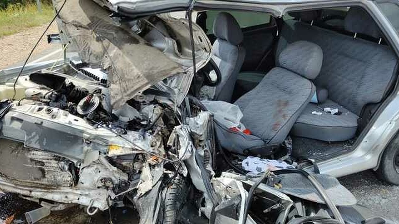 Главная картинка новости: В ужасной автомобильной аварии под Новороссийском погибла женщина