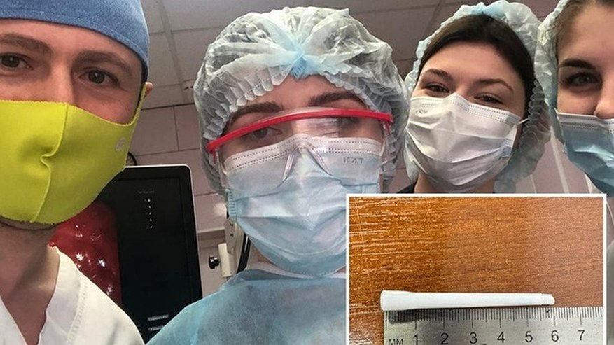 Главная картинка новости: Новороссийские врачи вынули из желудка ребенка инородный предмет
