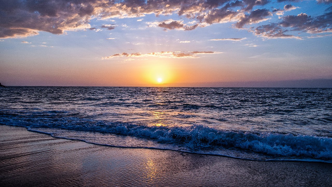 Главная картинка новости: Гидрометцентр дал свой прогноз погоды для России на август 2024