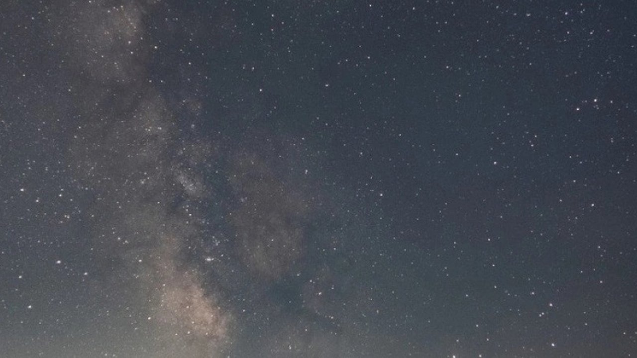 Главная картинка новости: Фотограф из Новороссийска запечатлела млечный путь