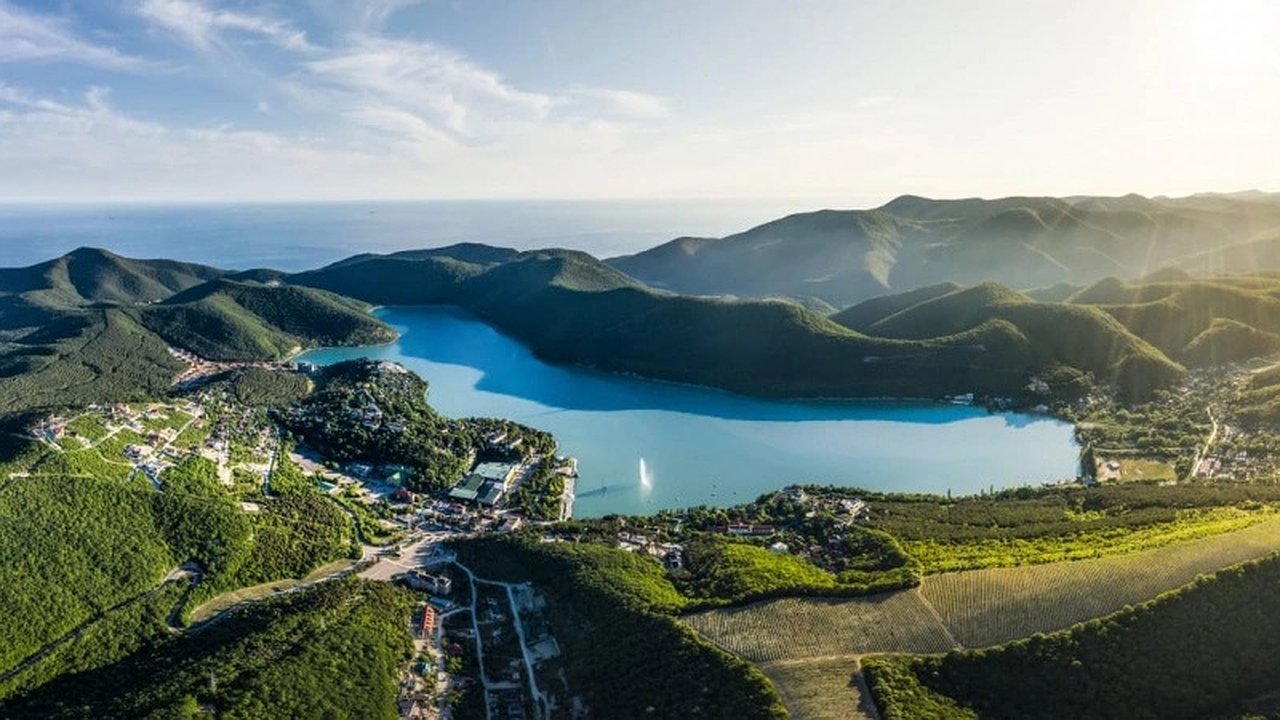 Главная картинка новости: Фестиваль «Равновесие» пройдет на территории Абрау-Дюрсо