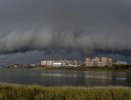 Фотографы запечатлели грозовой воротник в небе над Новороссийском