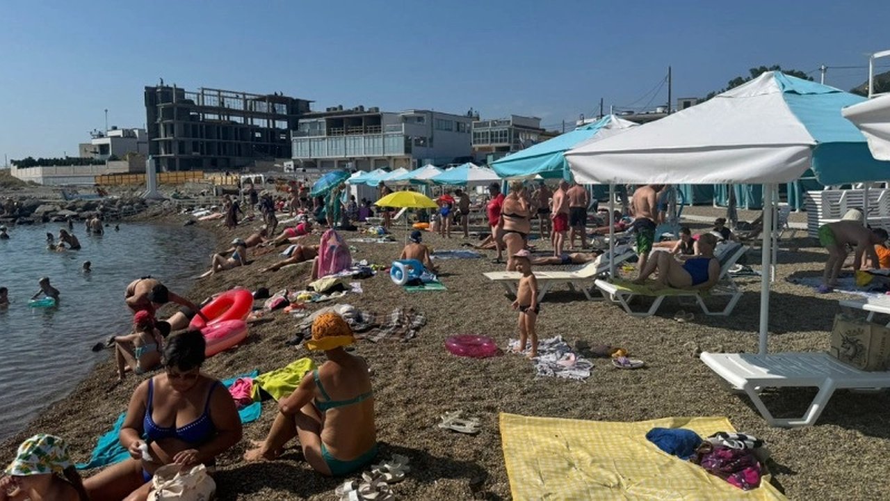 Главная картинка новости: 11 числа температура воды в море у берегов Новороссийска приблизилась к историческому максимуму