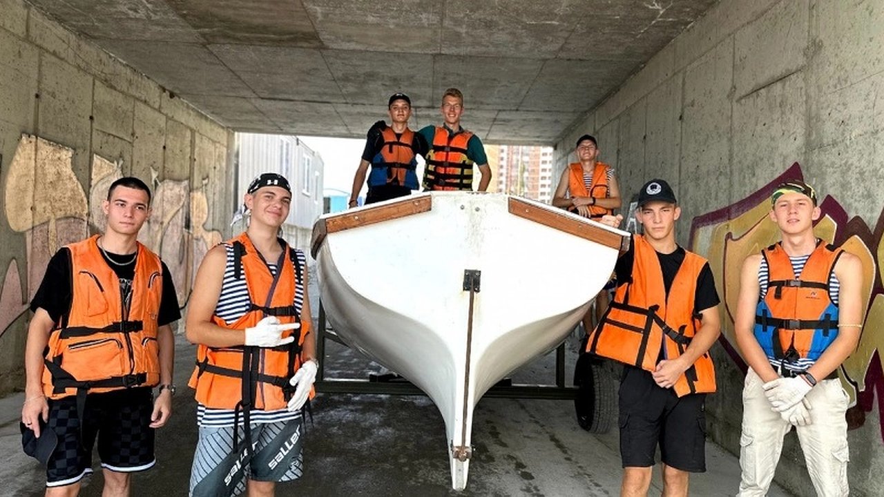 Главная картинка новости: В Ушаковке подвели итоги трехдневной университетской регаты