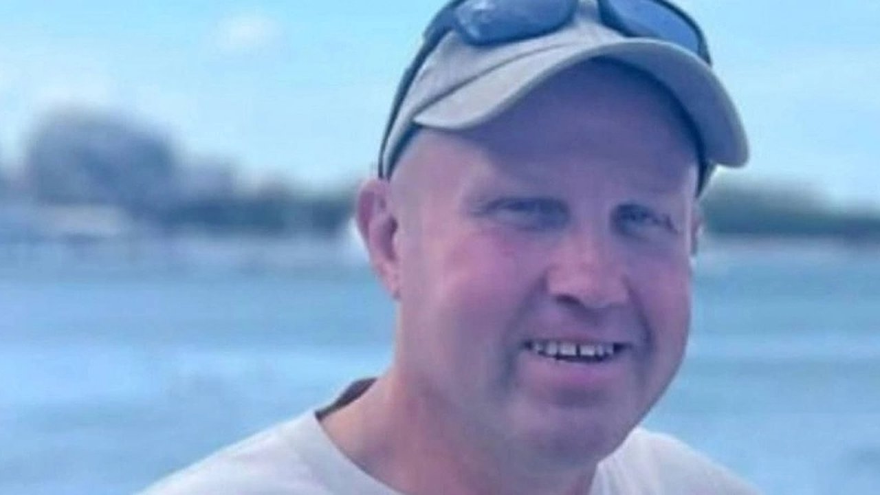 Главная картинка новости: В Геленджике мужчина отправился рыбачить на сапе и не вернулся