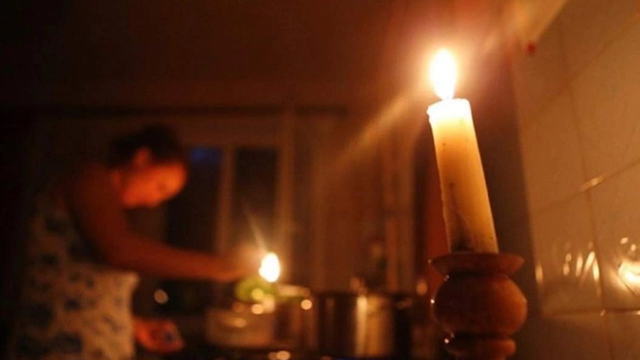 Главная картинка новости: Жительница Новороссийска рассказала о своих приключениях в условиях отключения света и воды