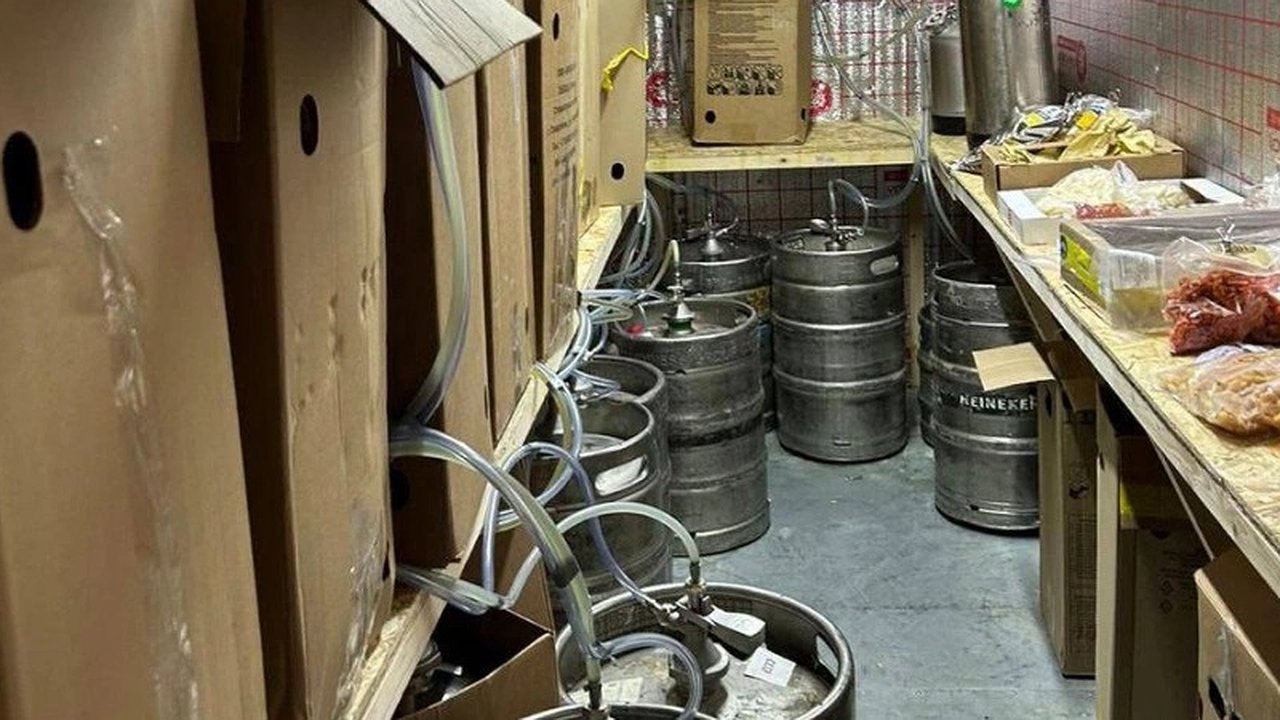 Главная картинка новости: В Новороссийске предотвратили незаконную продажу пива