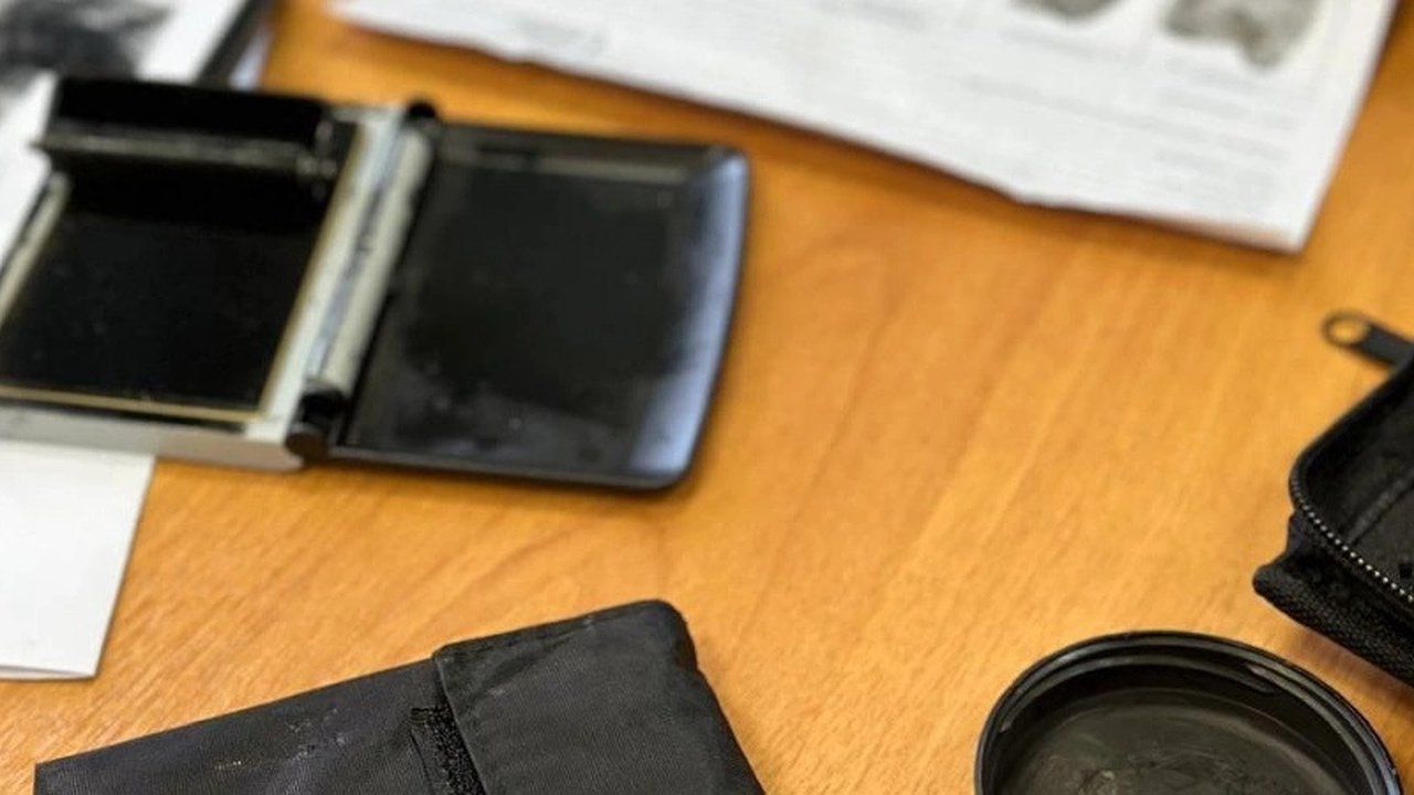 Главная картинка новости: Задержали мужчину, который похитил часы из ломбарда