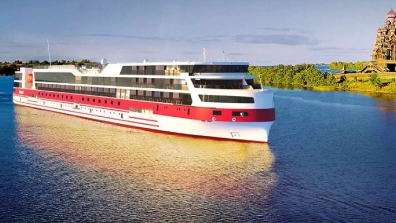 Главная картинка новости: В Геленджик будет заходить новый круизный теплоход