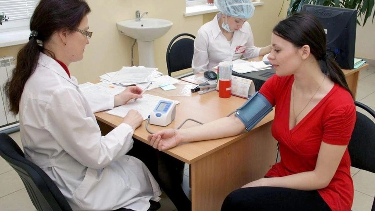 Главная картинка новости: Уникальное предложение для медиков: Новороссийск готов платить за переезд