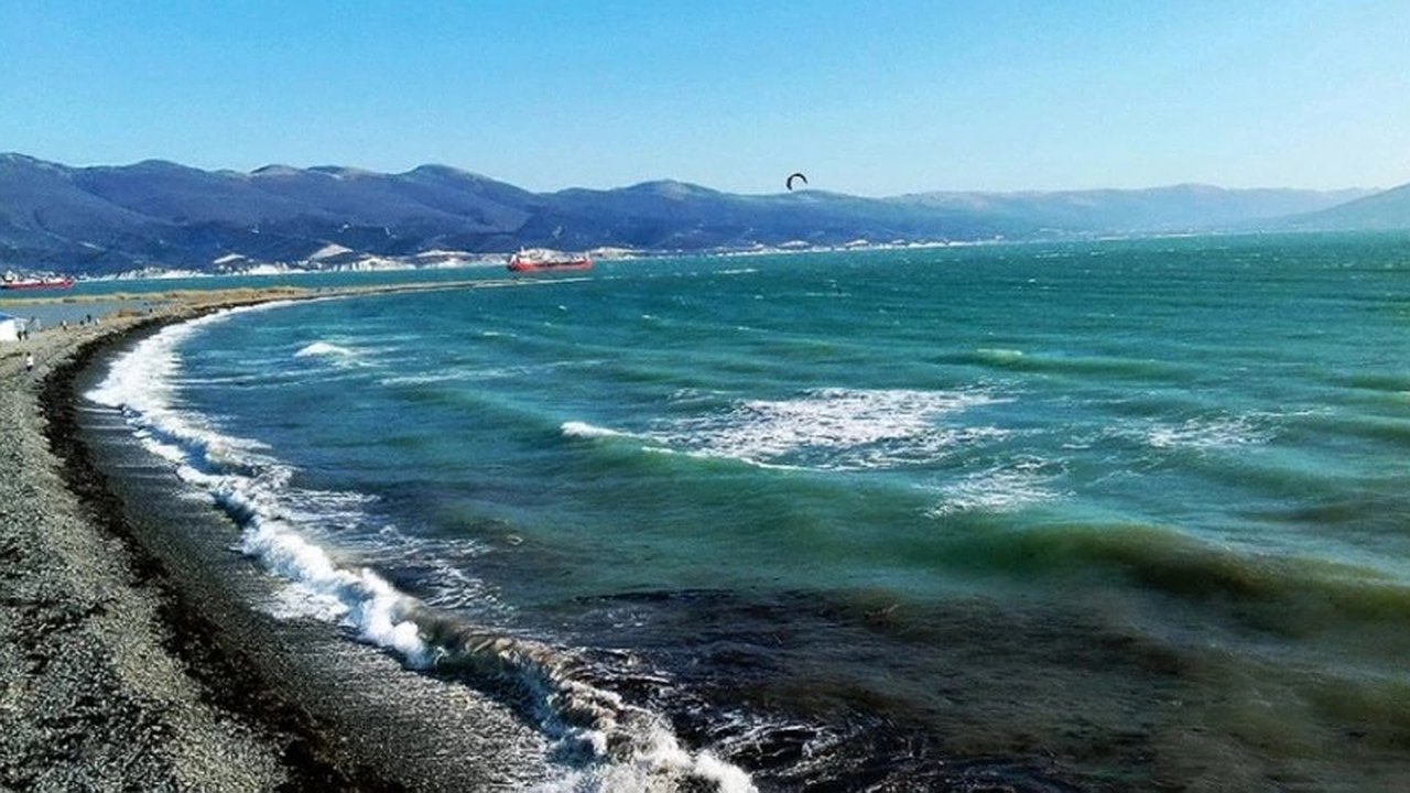 Главная картинка новости: Зимний отдых в Новороссийске: пляжи станут комфортными и привлекательными