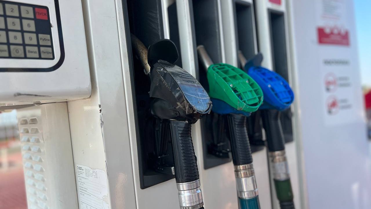 Главная картинка новости: С 6 декабря исчезнет на всех заправках: автомобилистов ждет неожиданное изменение на АЗС