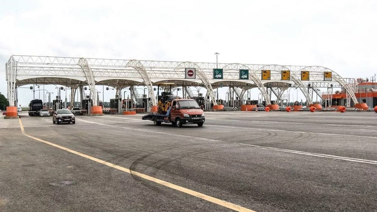 Главная картинка новости: В Краснодарском крае участок трассы к Крымскому мосту станет платным на ближайшие 100 лет