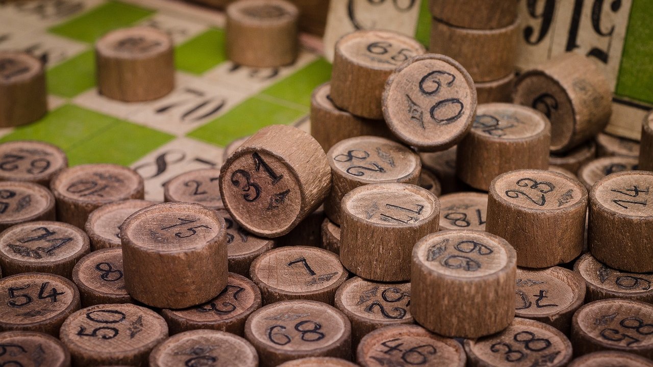 Главная картинка новости: "Эти трое заберут золотой билет": эти знаки Зодиака во второй половине декабря ждет крупный выигрыш в лотерею