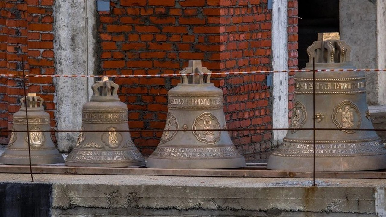 Главная картинка новости: Прибытие колоколов для Морского кафедрального собора в Новороссийске