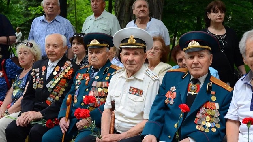 Главная картинка новости: Новороссийск готовится к 80-летию Победы: новые инициативы по поддержке патриотизма и ветеранов
