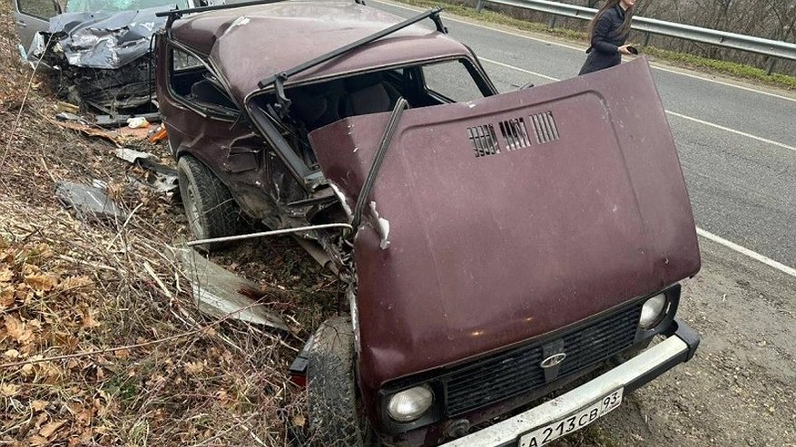 Главная картинка новости: Столкновение четырех автомобилей на трассе «Юровка — Раевская»: один погибший и пострадавший