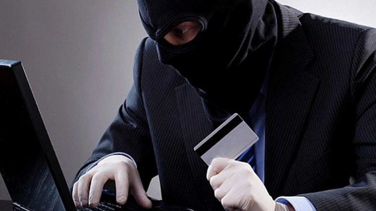 Главная картинка новости: Мошенничество в Новороссийске: горожане потеряли более 2,5 миллионов рублей