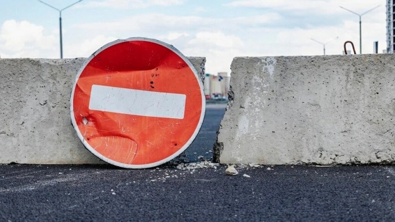 Главная картинка новости: Предупреждение автовладельцам: Эвакуация автомобилей во время Всероссийской патриотической акции «Бескозырка»