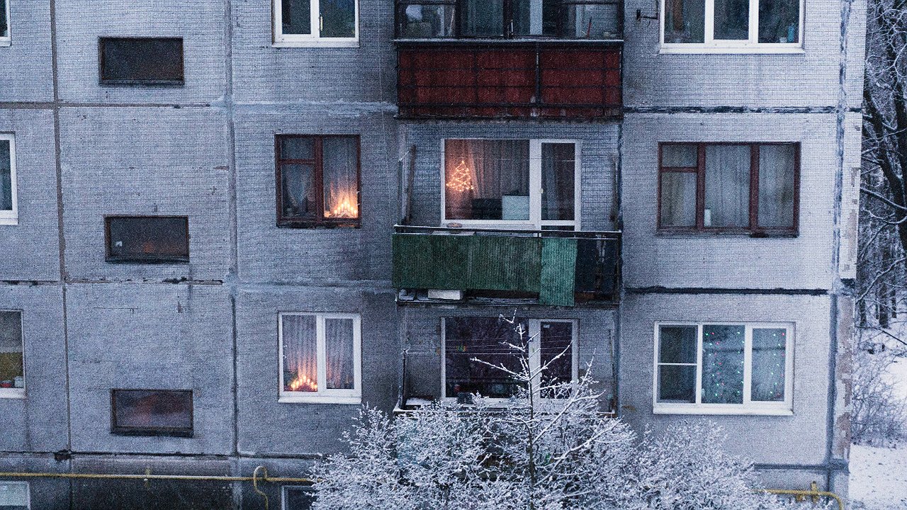 Главная картинка новости: Не заплатил за ЖКУ — рискуешь жостаться без жилья: новые меры ввели для должников в 2025 году