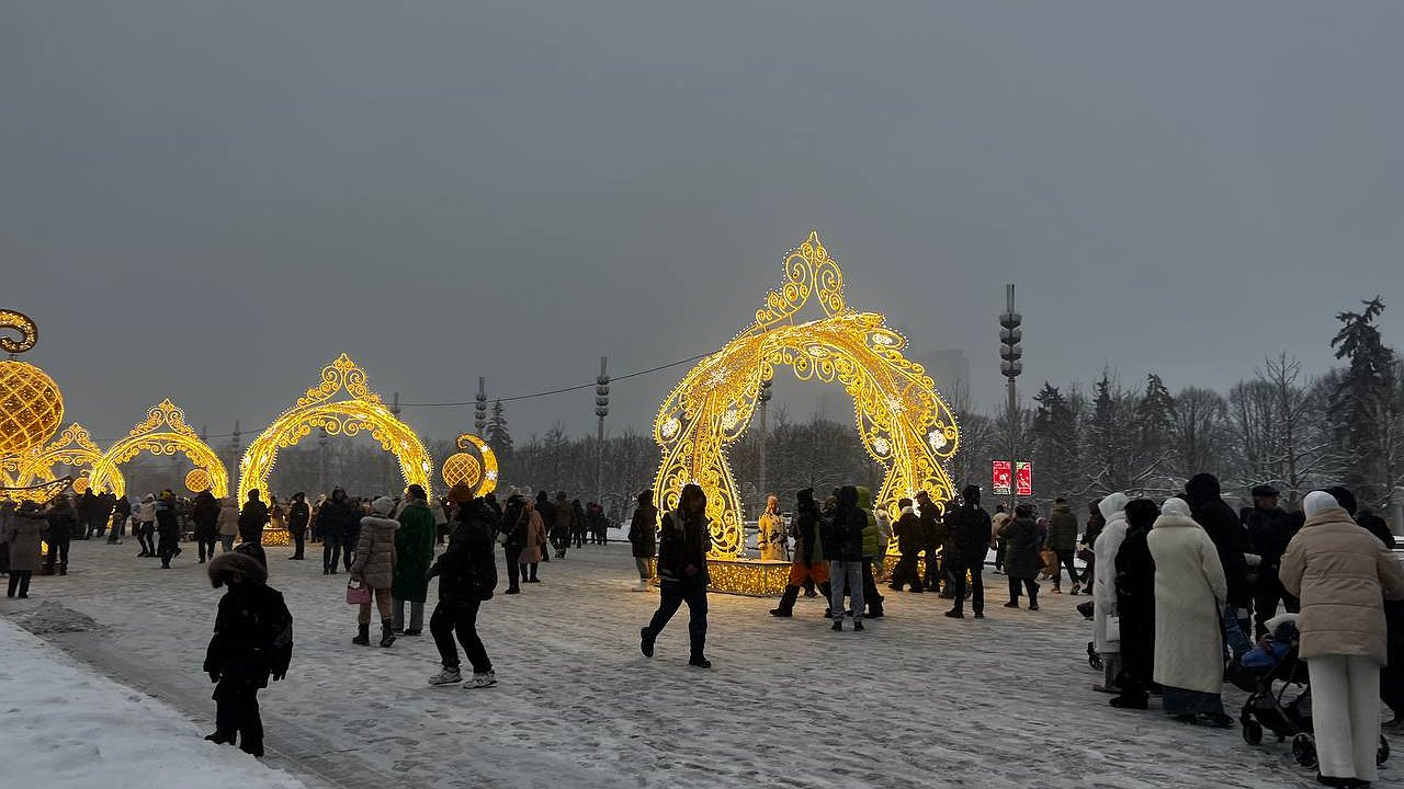 Главная картинка новости: Эту пятницу объявили выходной: Мишустин рассказал россиянам о приятном сюрпризе
