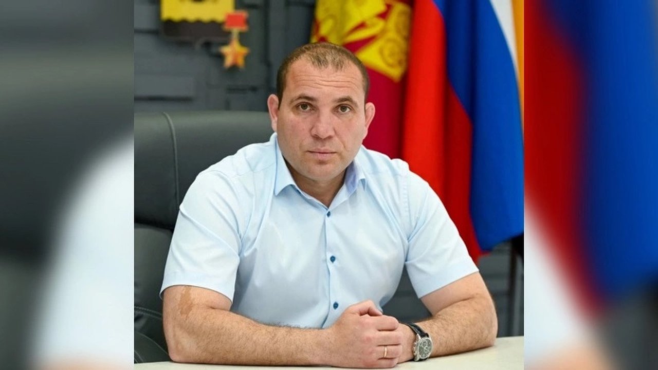 Главная картинка новости: В администрации Новороссийска произошли значительные кадровые изменения