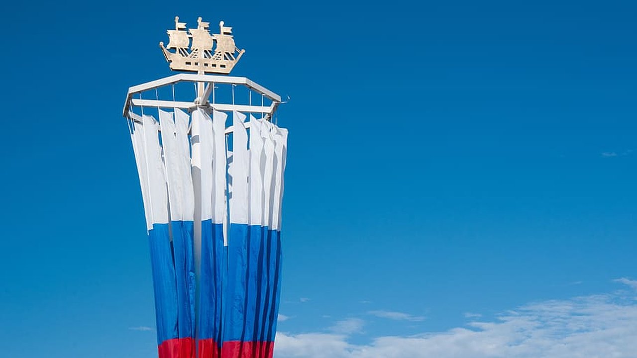 Главная картинка новости: Перенос выходного с 8 марта: когда и как россиянам можно будет отдохнуть