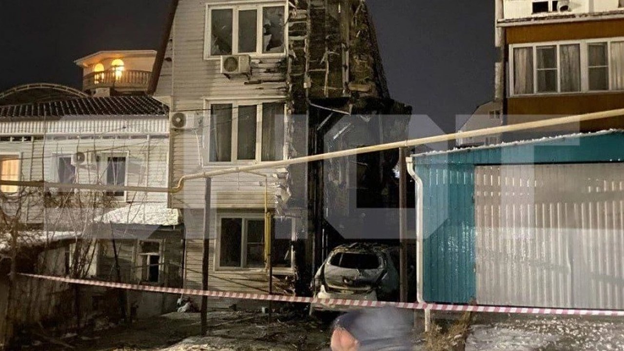 Главная картинка новости: Атака беспилотников на Краснодарский край: повреждения жилых домов и действия ПВО