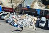 В Новороссийске жильцы требуют от управляющей компании убрать свалку строительного мусора