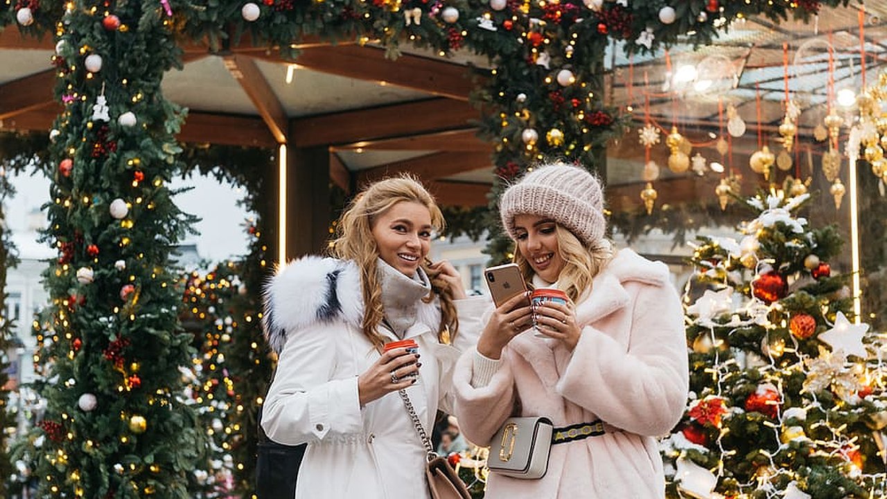 Главная картинка новости: В пятницу будет выходной: Мишустин дал россиянам "выигрышный билет"