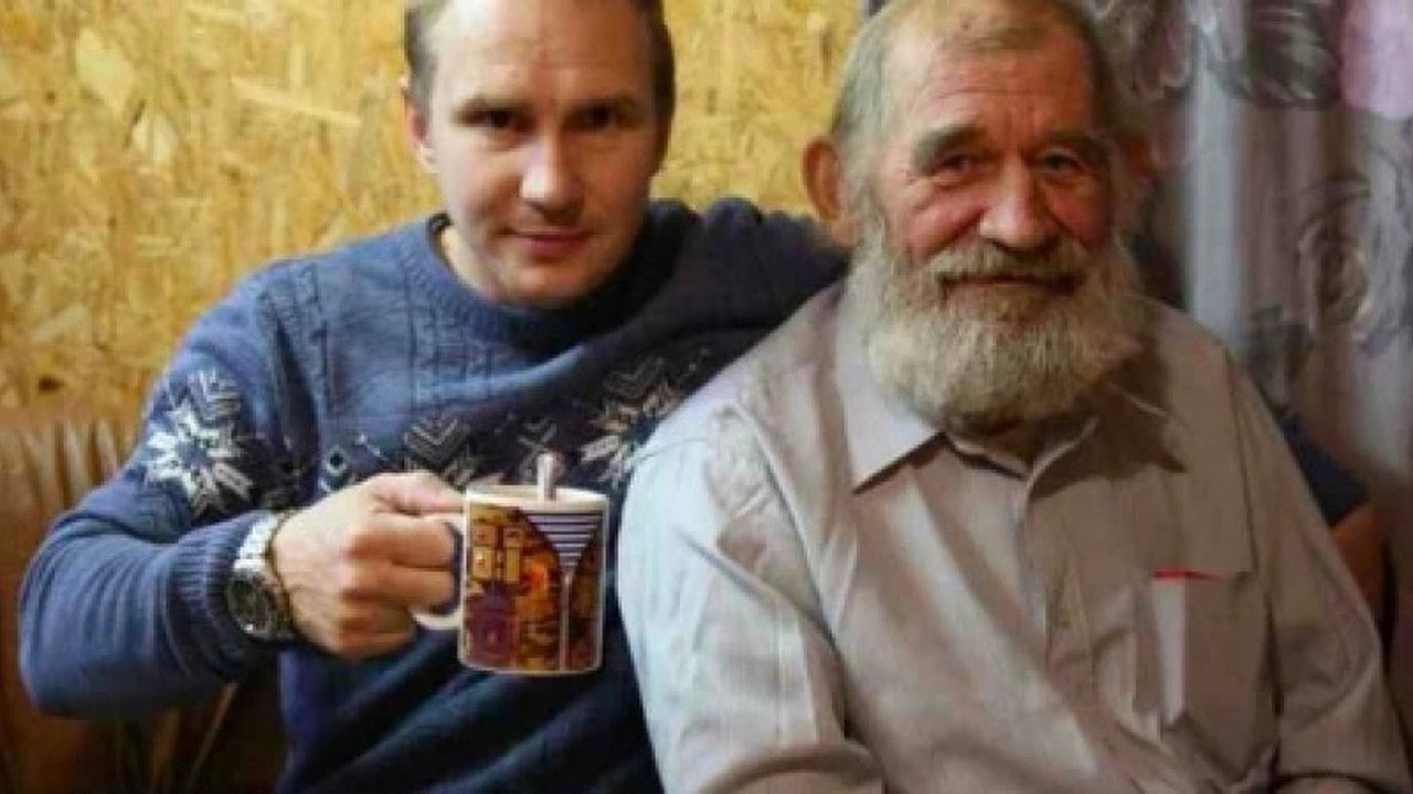 Главная картинка новости: Новороссийский спасатель Алексей Ефремов участвует в шоу «Богатырские игры» на канале СТС