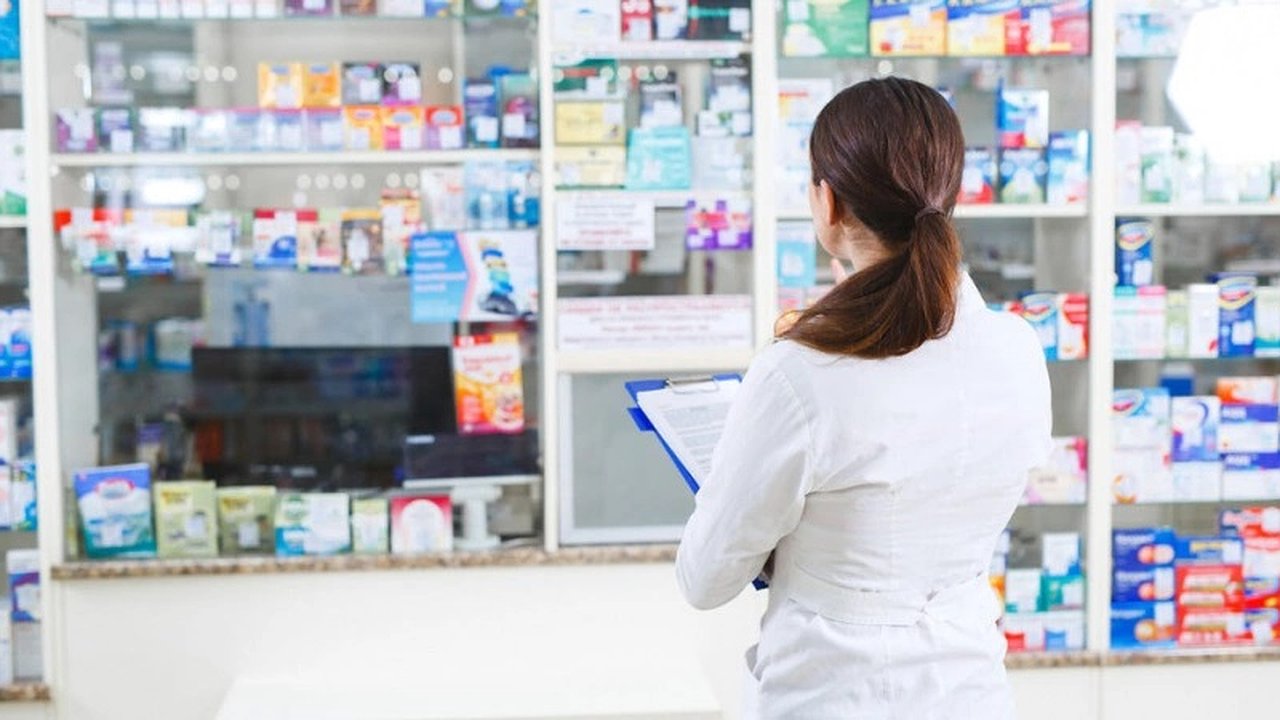 Главная картинка новости: Прокуратура Новороссийска выявила нарушения в аптеке и оштрафовала ответственного сотрудника