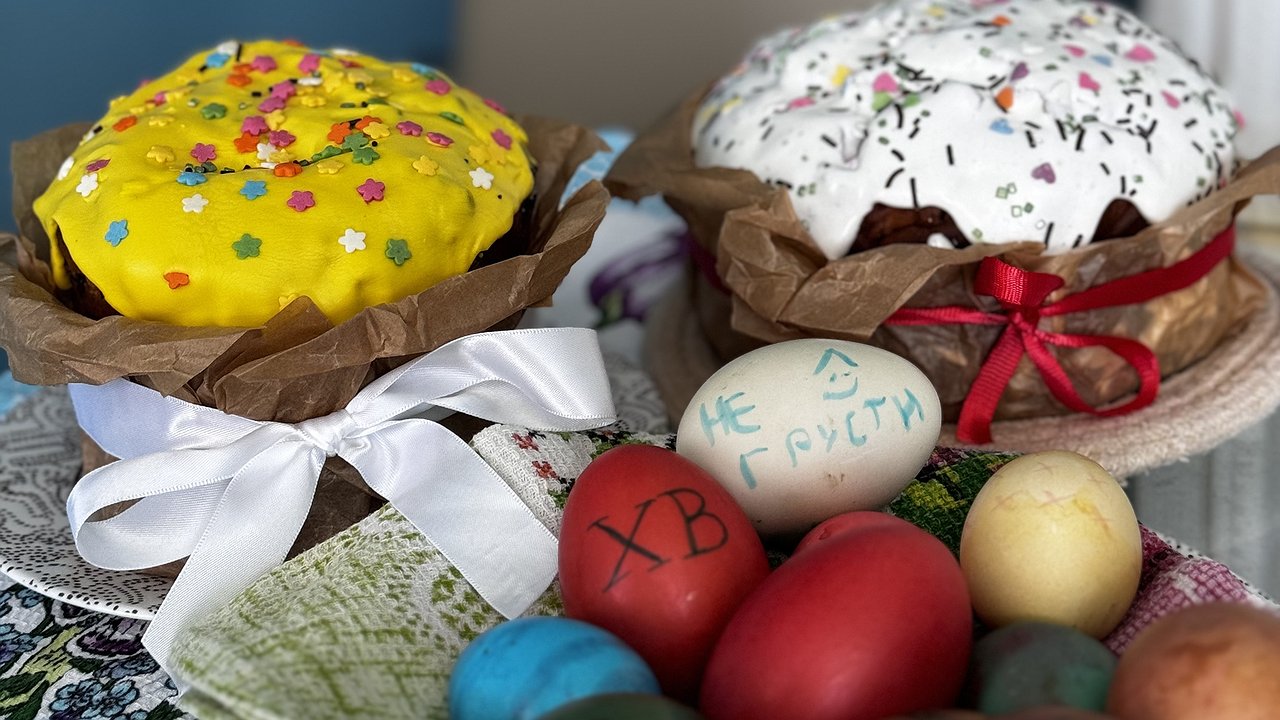 Главная картинка новости: Яйца при варке не треснут — соблюдаю 1 лайфхак, и белок не вытекает: идеально для Пасхи