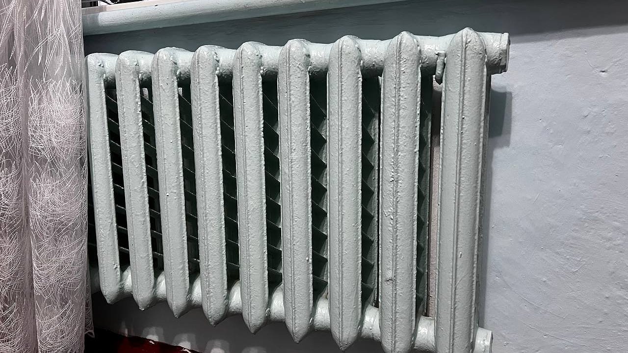 Главная картинка новости: С 1 апреля — штраф за каждый день по 1000 рублей: касается россиян, у кого есть батарея в квартире