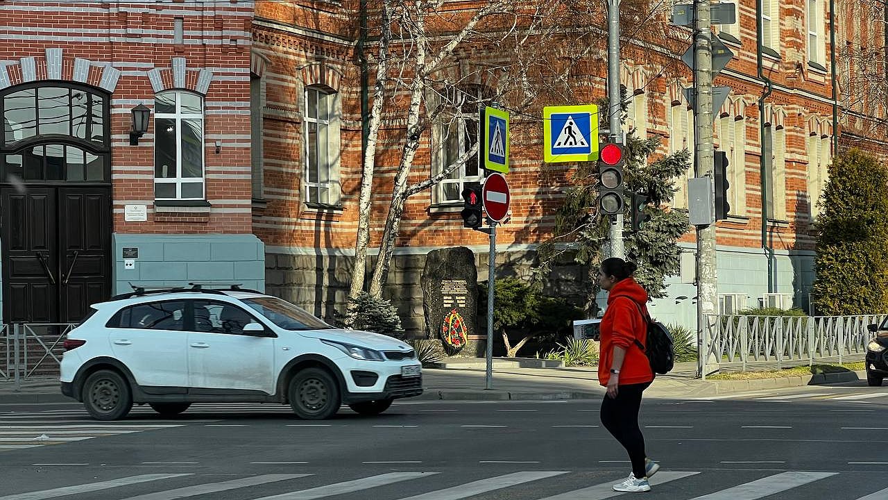 Главная картинка новости: Впереди 20 лет счастья и богатства: астролог Володина назвала одного везунчика