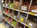 Яд в красивом фантике: специалисты Роскачества назвали конфеты, которые ни в коем случае нельзя покупать на Пасху