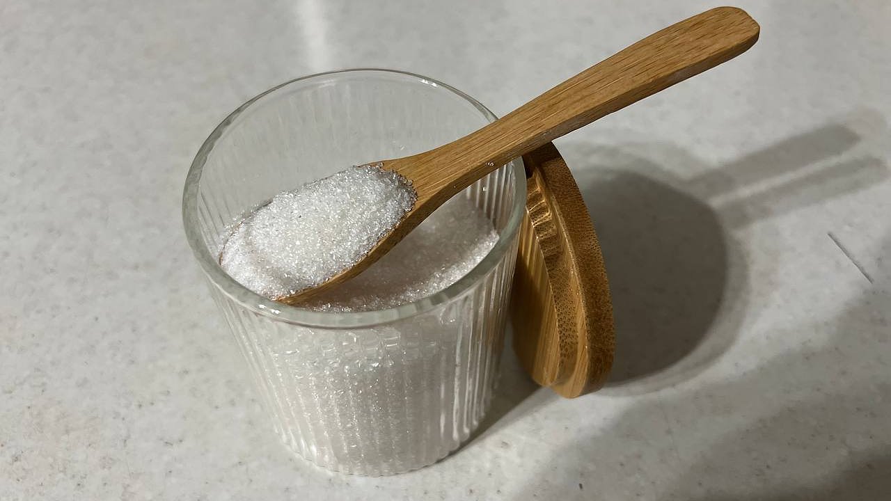 Главная картинка новости: Что запрещено делать с сахаром - можно навлечь несчастья и неприятности в дом