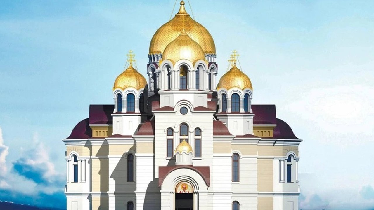 Главная картинка новости: Новороссийск утверждает отделку фасада Морского кафедрального собора