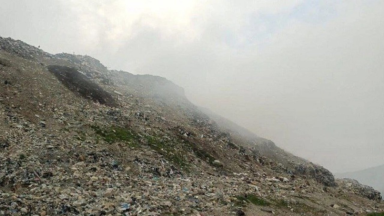 Главная картинка новости: Пожар на мусорном полигоне в Новороссийске: успешная ликвидация и планы реконструкции