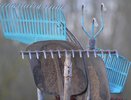 Никогда не выбрасываем старые грабли: вот как из использую — никакого волшебства, только смекалка