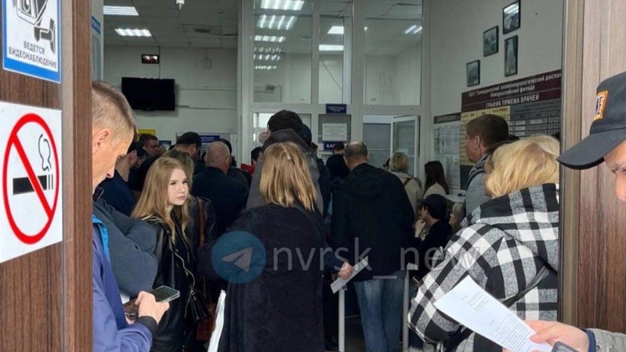 Главная картинка новости: Жители Новороссийска требуют улучшения работы психоневрологического диспансера