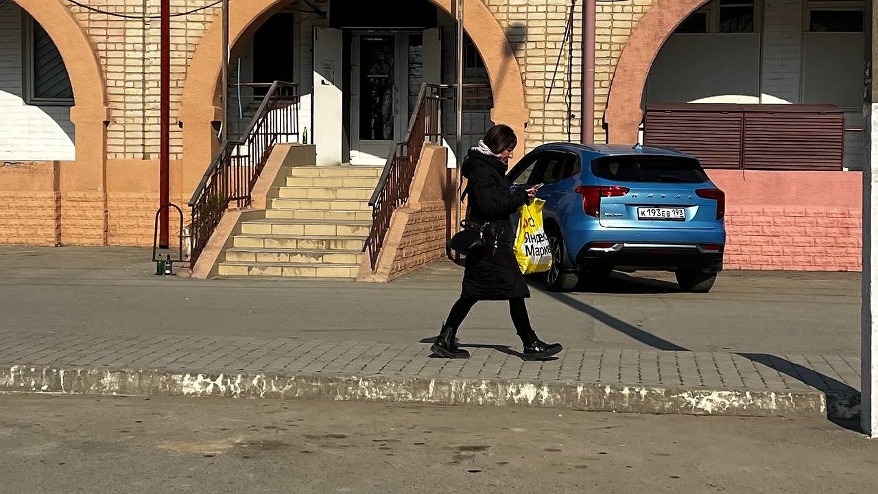 Главная картинка новости: 5 примет дешевой женщины: такую видно за километр - точно встретите на улице