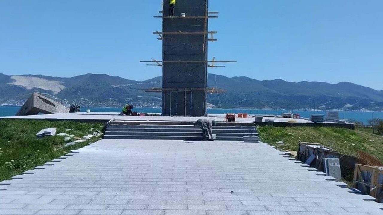 Главная картинка новости: К 80-летию Победы: реставрация мемориала «Малая земля» в Новороссийске